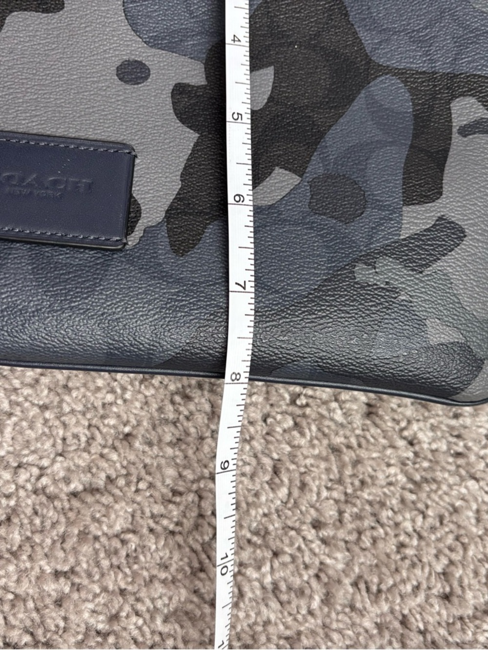 COACH men’s large pouch in blue camo - Picture 7 of 7
